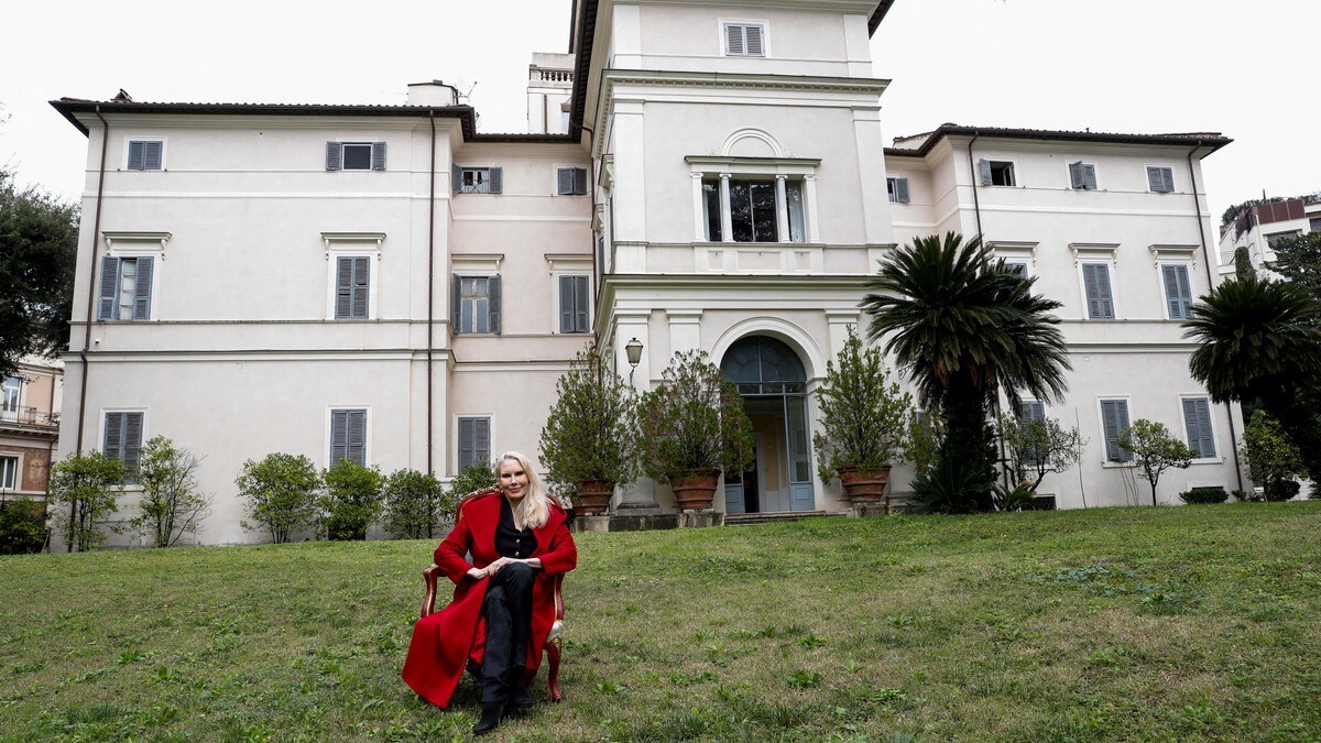Prinsesse, politiker og playboy-modell kastet ut av berømt villa i Roma