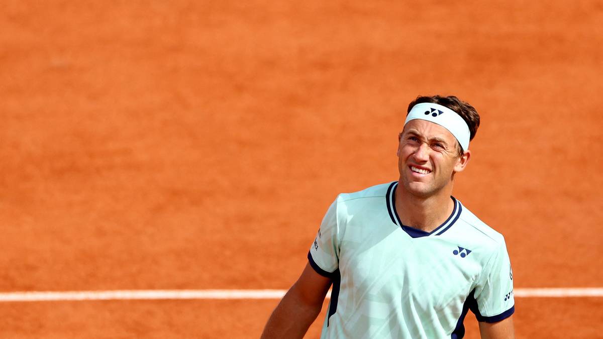 Casper Ruud enkelt videre til andre runde i Roland-Garros