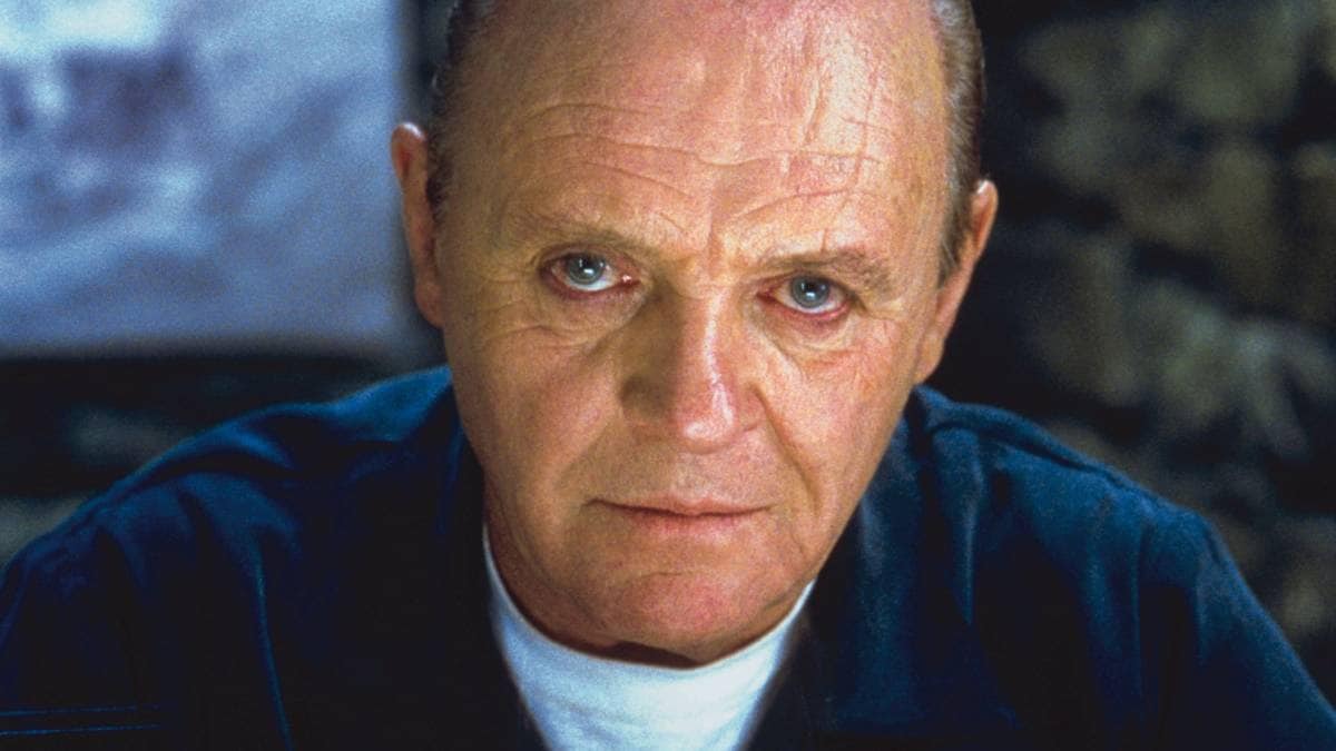 Anmeldelse: «Den røde drage» – Filmpolitiet