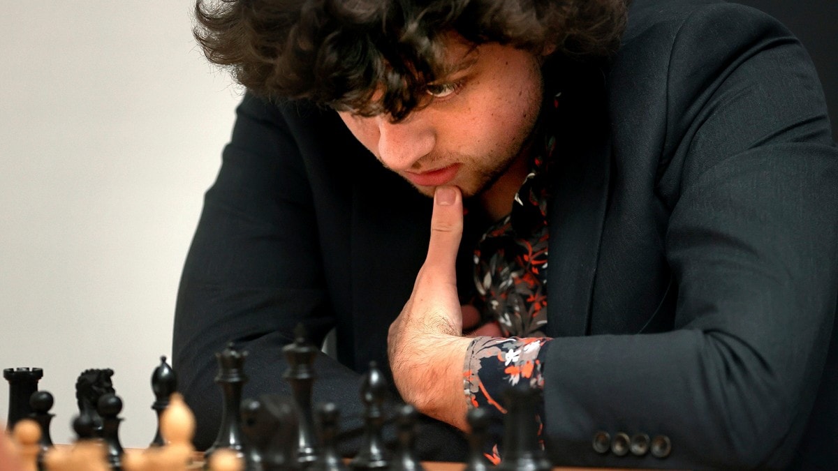 TV 2: Niemann trakk seg fra Freestyle Chess-turneringen i Paris