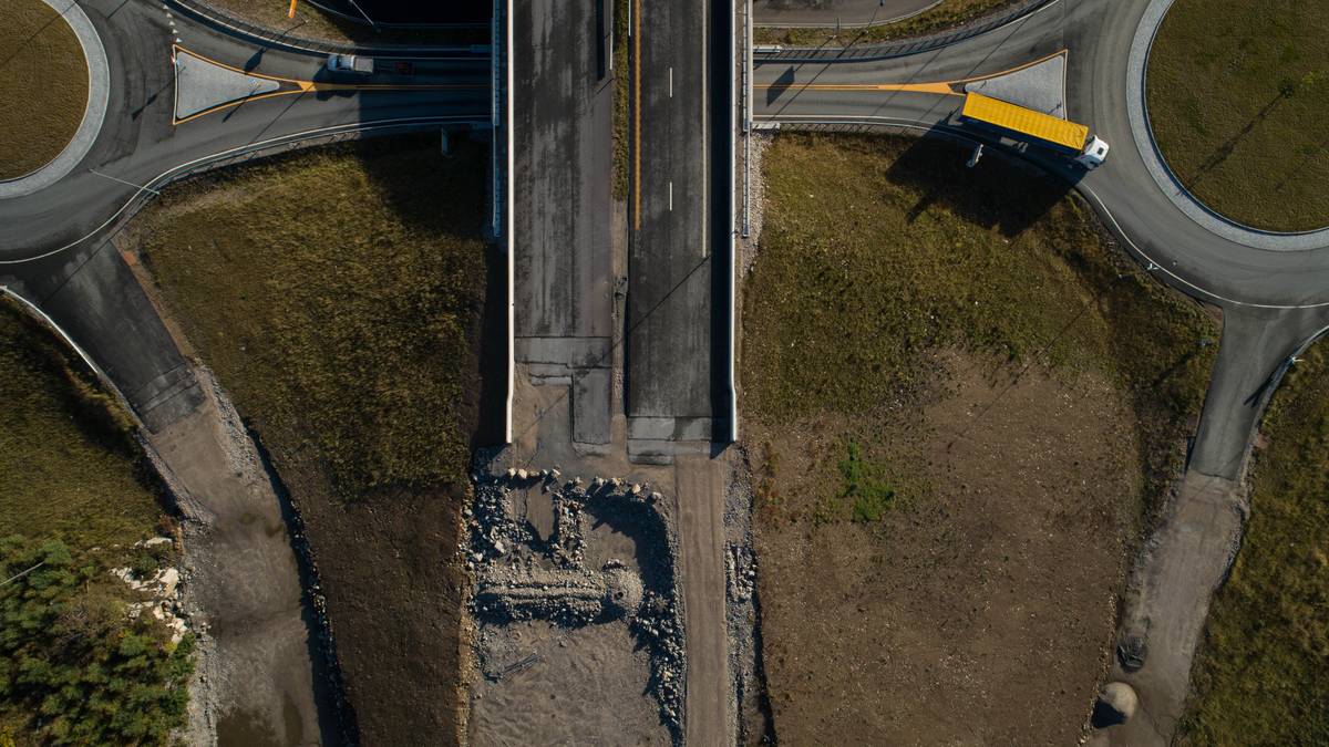 Advarer mot å bevege seg i anleggsområde på E39