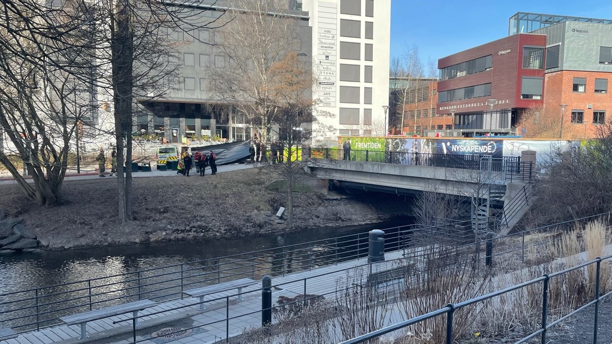Person bekreftet død etter å ha blitt funnet i elv i Oslo
