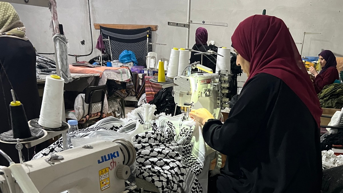 Klarer ikke lage nok Palestina-skjerf