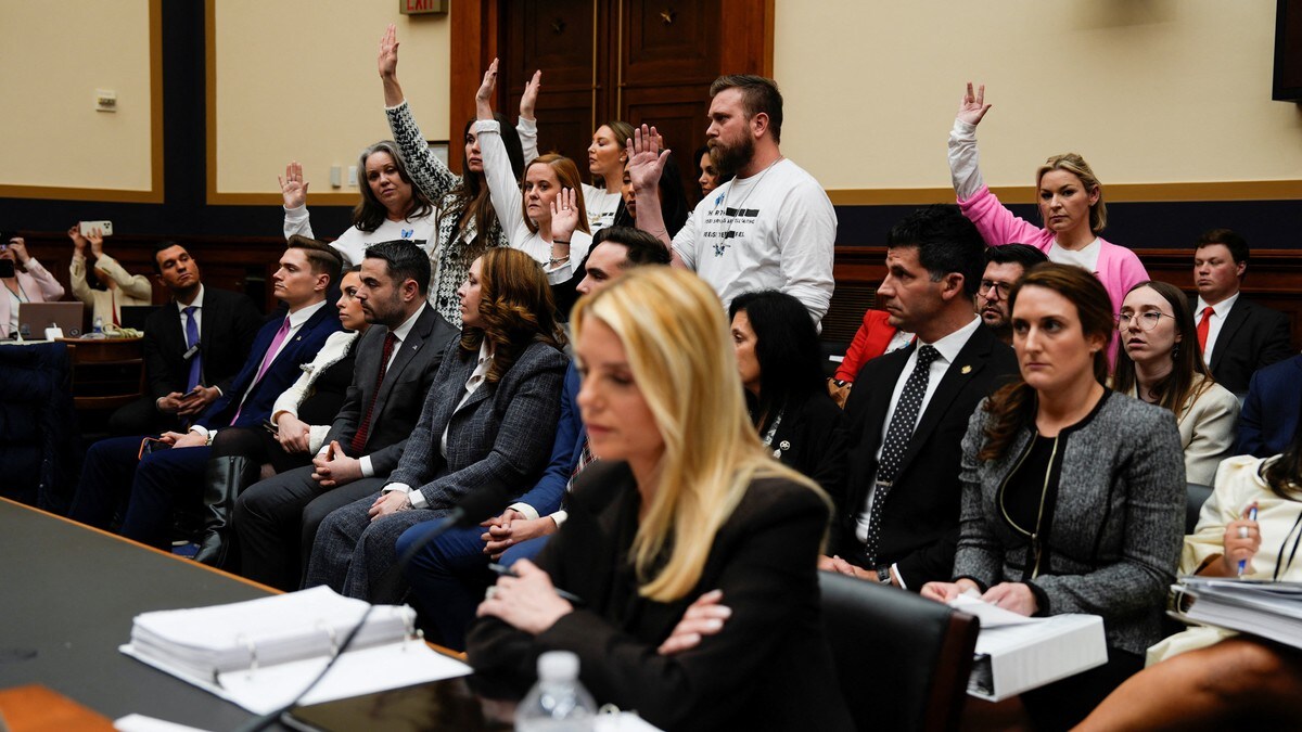 Epstein-ofre føler seg nedverdighet i høringen med justisminister Bondi