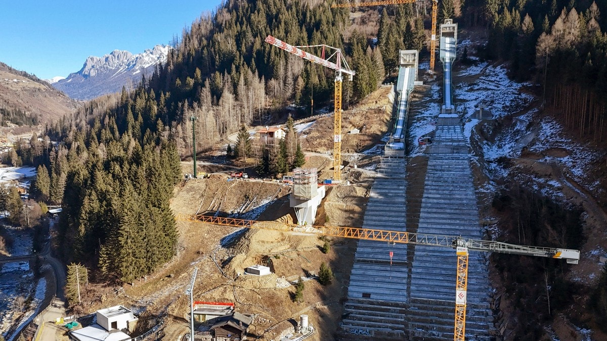 Østerrikske skihoppere frykter OL-bakken etter flere fall – trakk seg fra konkurranse
