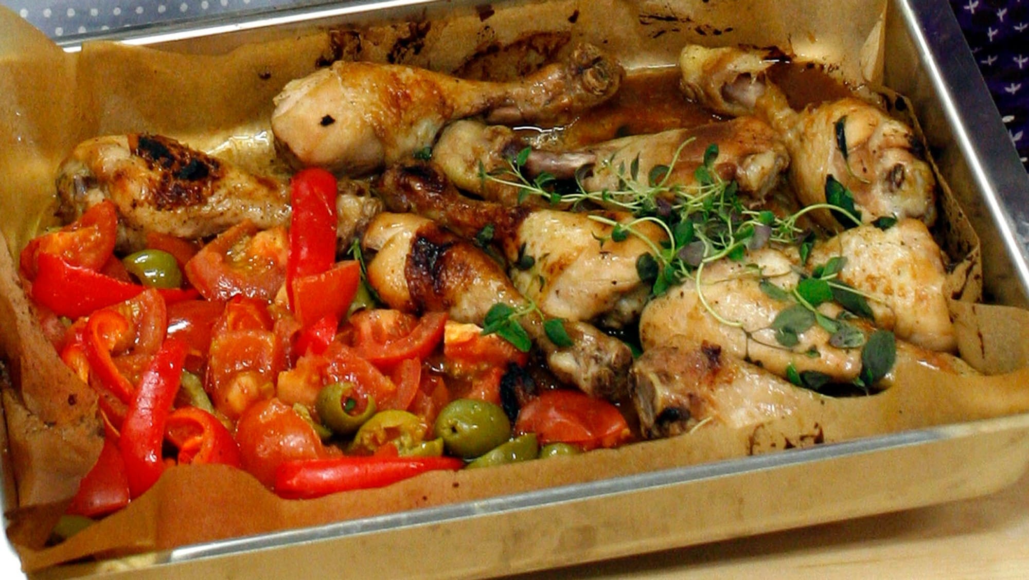 Kylling i ovn med rotgrønnsaker NRK Mat Oppskrifter og inspirasjon
