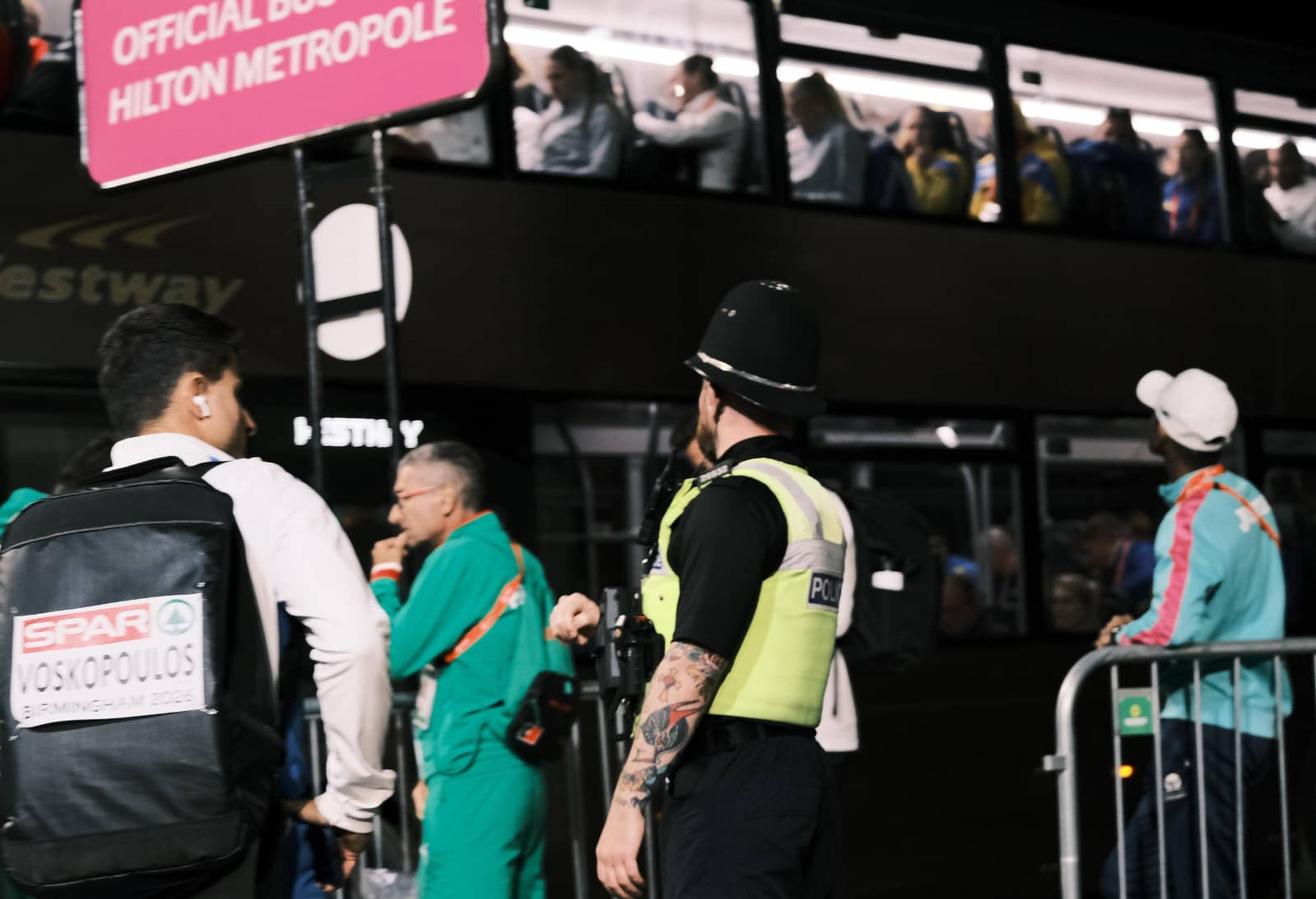 Politi i Birmingham ved Alexandra Stadium