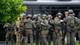 Photo: Alex Kormann / AP / NTB A group of soldiers who go