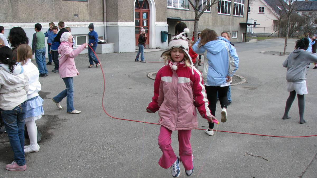 90 skoler deltar i hoppetau-konkurranse