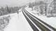 Statens vegvesen Bildet viser en vei med snø delvis på og ved siden av veien.