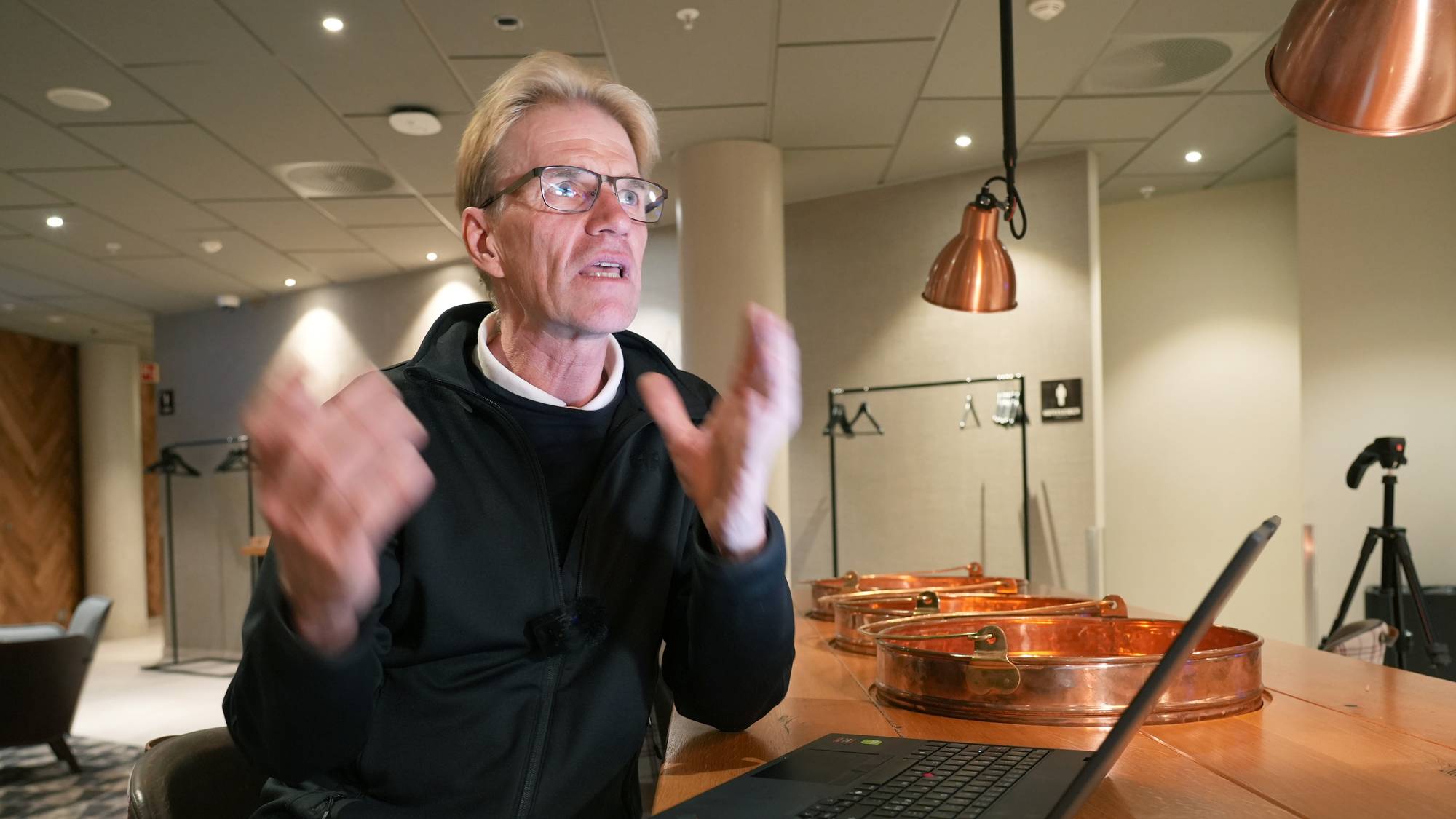Rådgiver Håvard Moe i NIVA Analyse forklarer eldrebølgen.