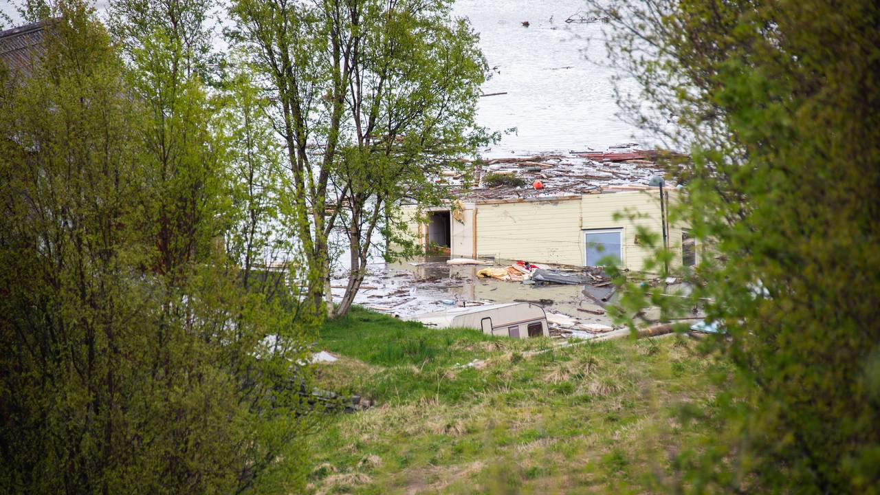 Oppryddingsarbeid etter jordskred i Alta