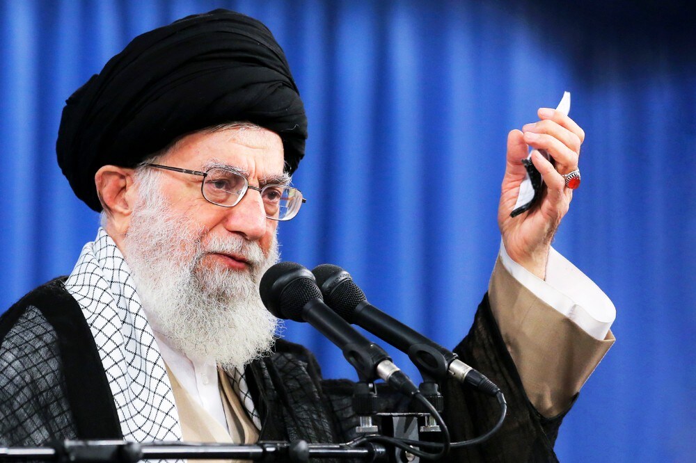 Khamenei forbyr forhandlinger med USA