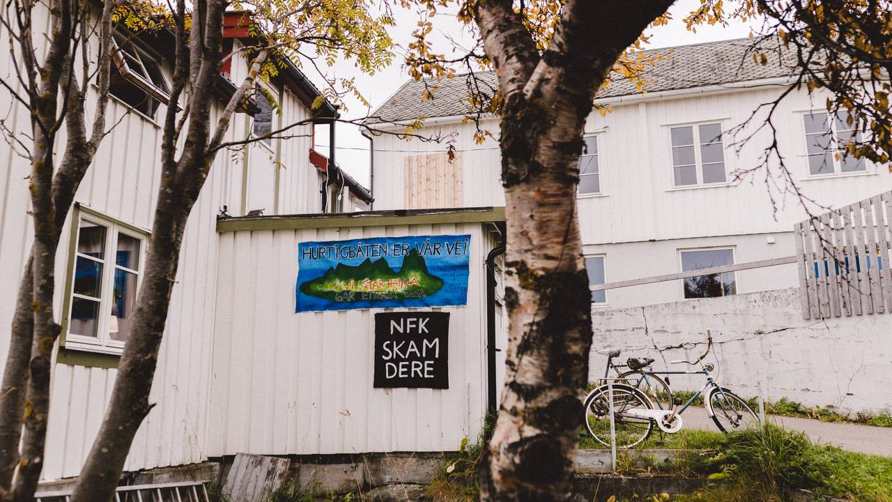 Husvegg på Husøya i Træna