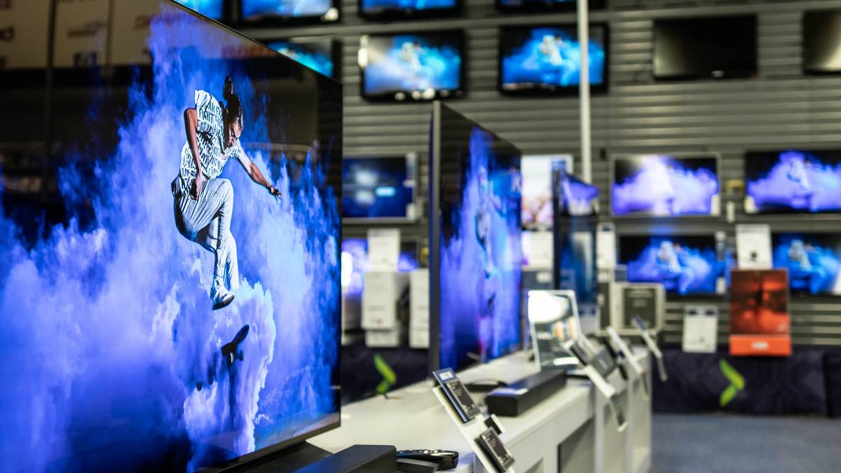 Nå skrur butikkene prisene opp: – Lureri