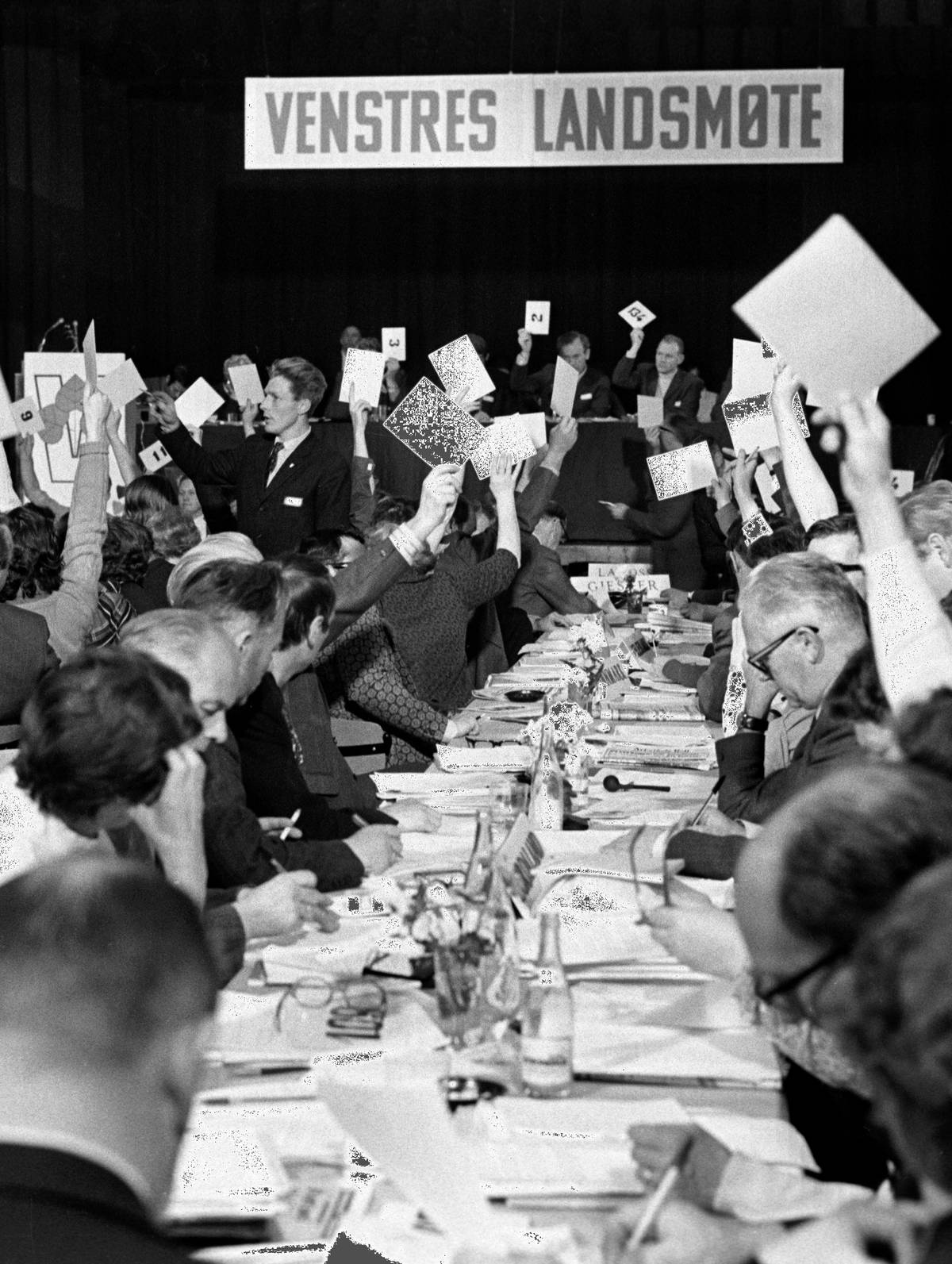 i2bk_JI8gGV1lVFplCZ-2wTVjQdaMaX_7qZPyrX1