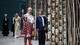 Foto: HENRY NICHOLLS / AFP,NTB Dronning Sonja m.fl. poserer med en vegg av sauer