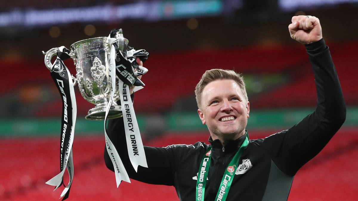 Premier League-trener tilbake etter lungebetennelse og sykehusopphold