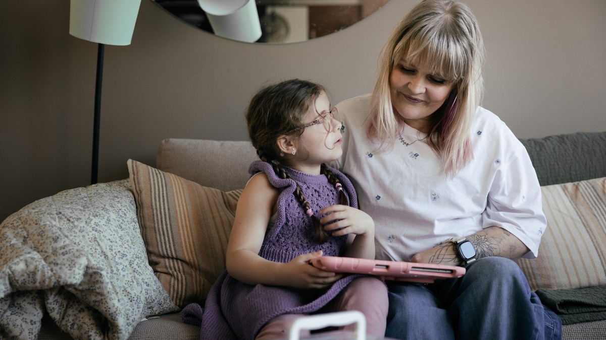 Sjokkert over videoene barn ser p&aring; YouTube: &ndash; Det sniker seg gjennom