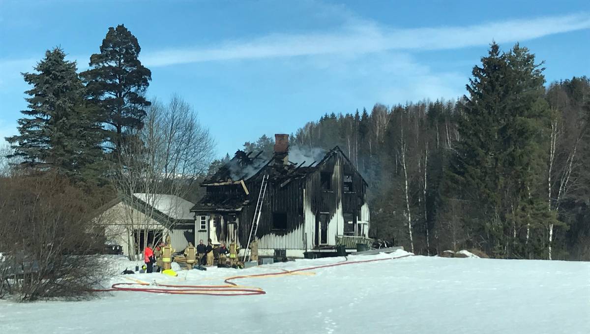 Enebolig Totalskadet I Brann Nrk Vestfold Og Telemark Lokale