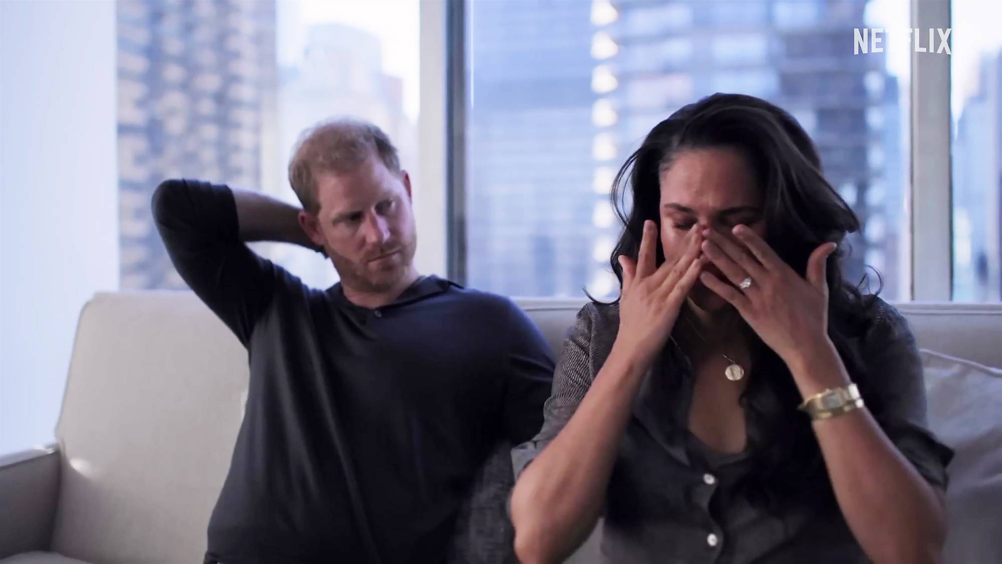 Skjermdump fra Netflix-dokumentaren om prins Harry og Meghan