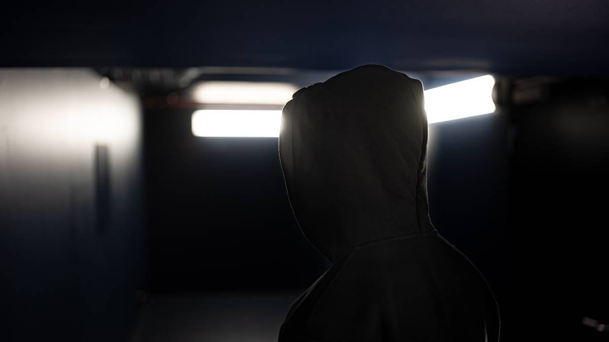 Gutt anmeldte tolv menn for overgrep: Disse sporene fulgte ikke politiet opp