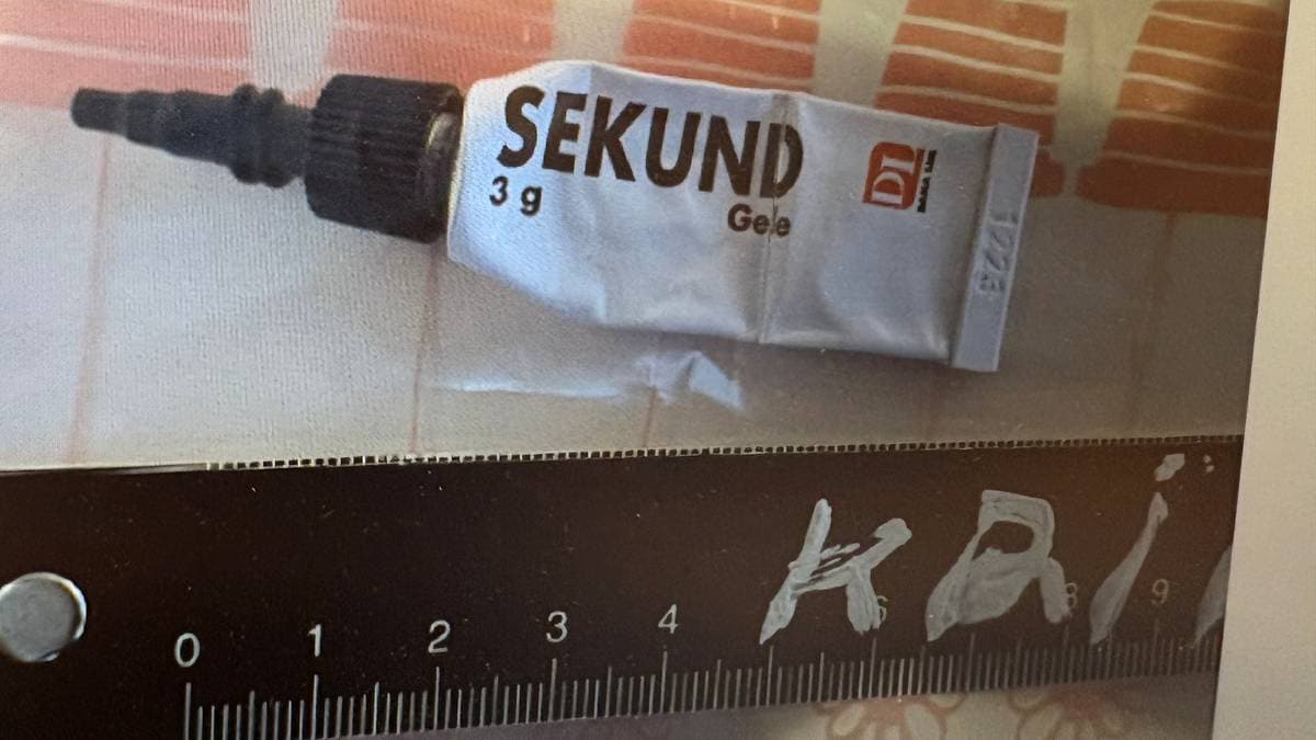 Mors ekskjæreste dømt for å lime igjen øyet på gutt mens han sov