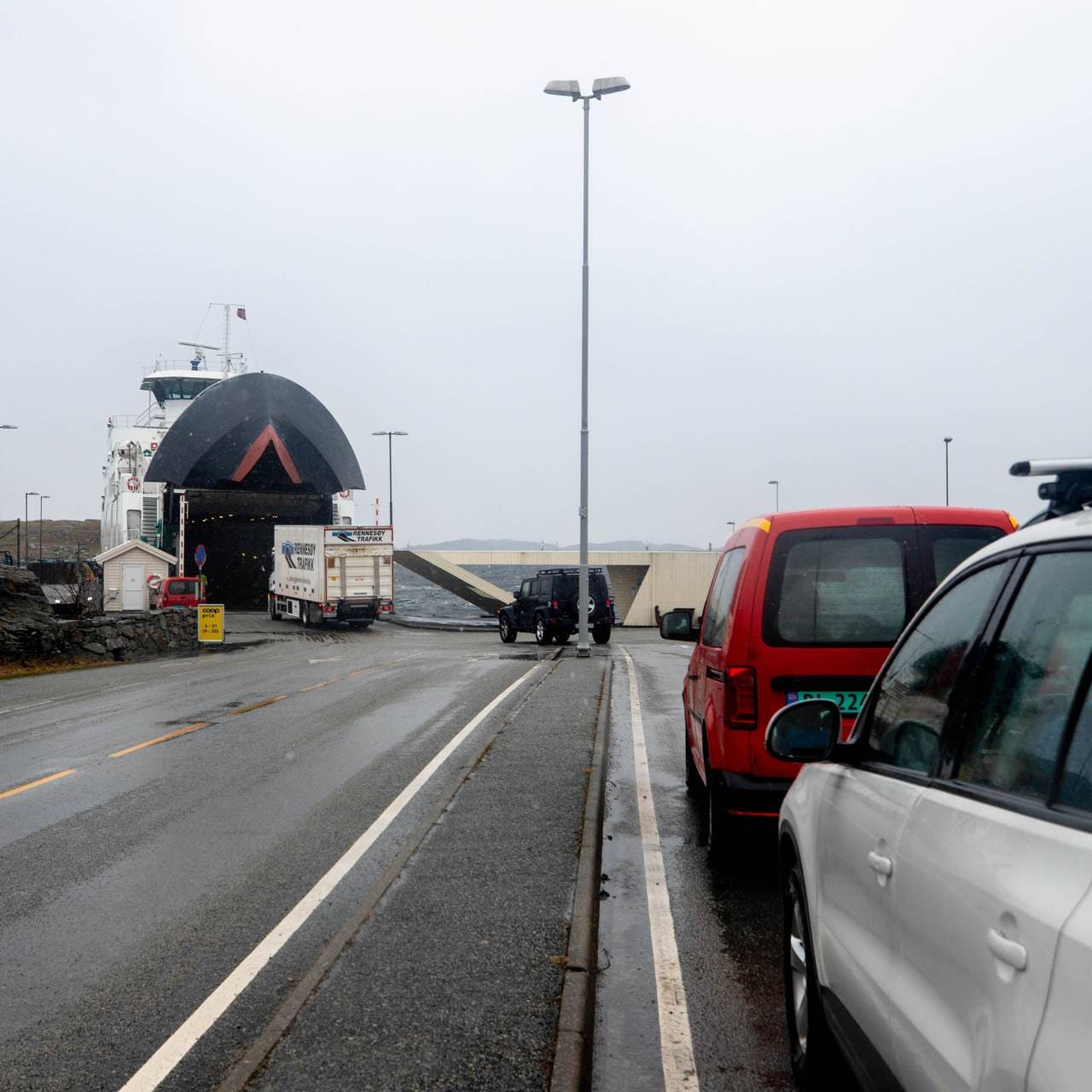 En må ta ferje fra Mekjarvik for å komme til Kvistøy.