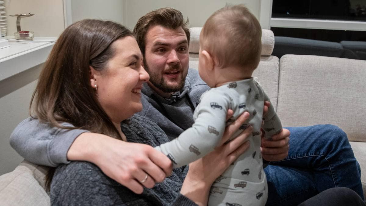 Kallar inn alle nybakte foreldre til parterapi