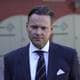 Philip Hofgaard / NRK Mann i dress