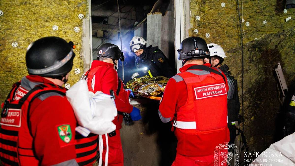 Nye russiske angrep mot Kharkiv – leitar etter overlevande i ruinar