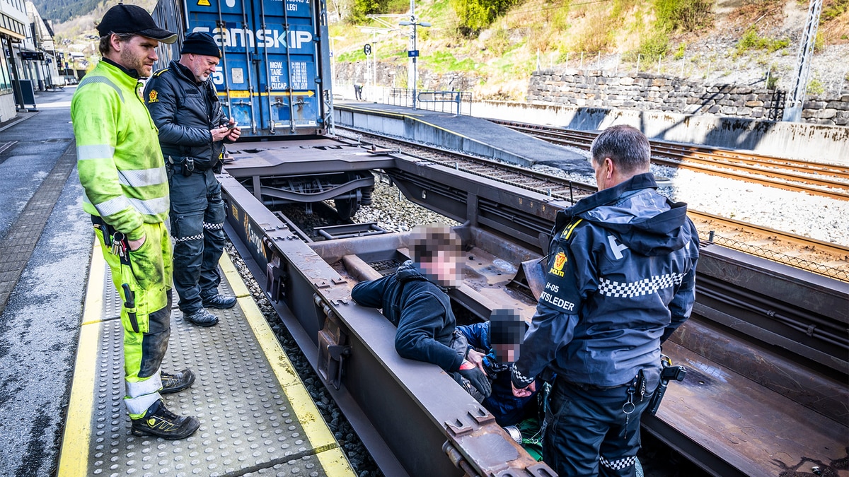 Tok blindpassasjerar på fersken