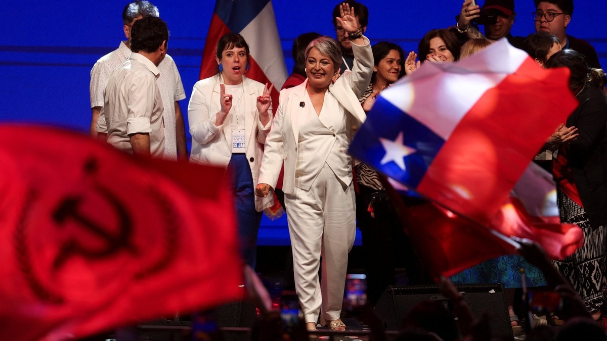 Chile: Kommunist og ytre høyre-kandidat til presidentvalgets andre runde