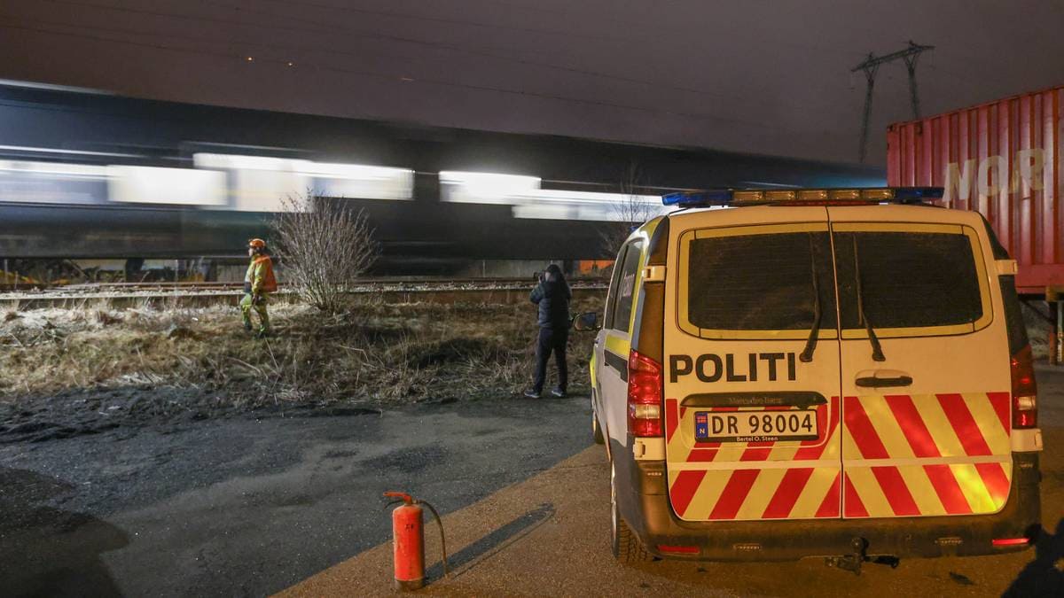 Large Objects Placed on Norwegian Railway Line Leads to Police Investigation