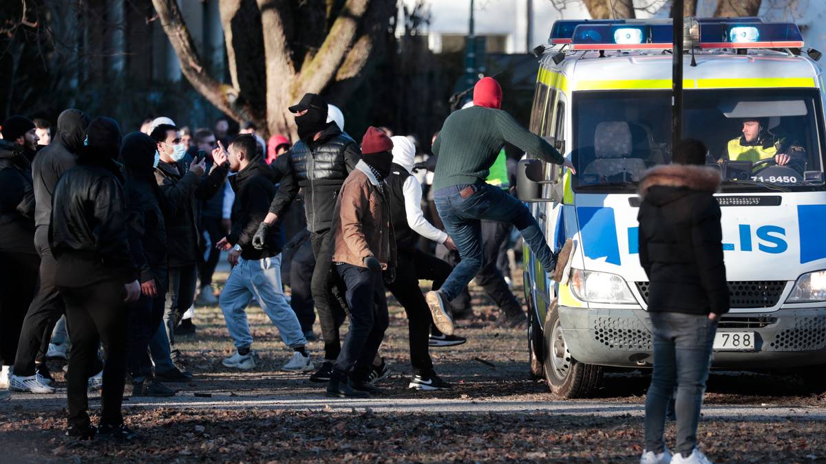 New riots in Sweden – four policemen injured – NRK Urix – Foreign news and documentaries