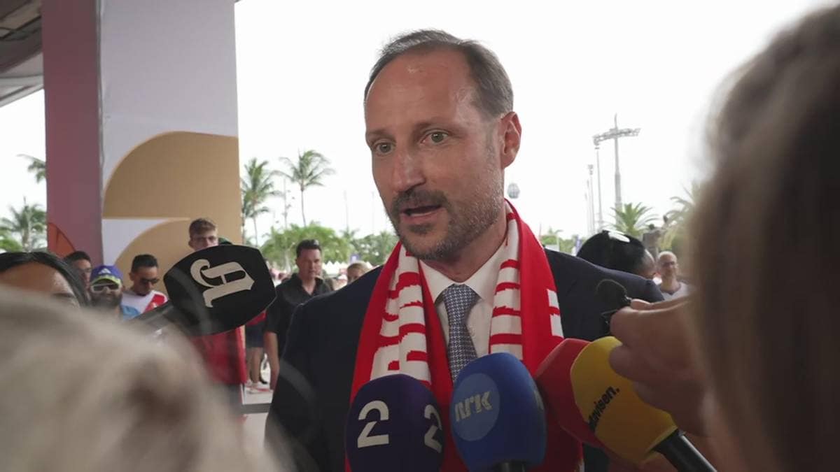 Kronprinsen om Mette-Marit: – Bedre og bedre