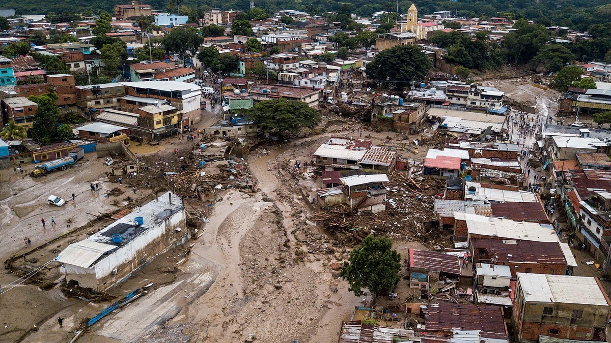 Minst 22 personer mistet livet i jordskred i Venezuela