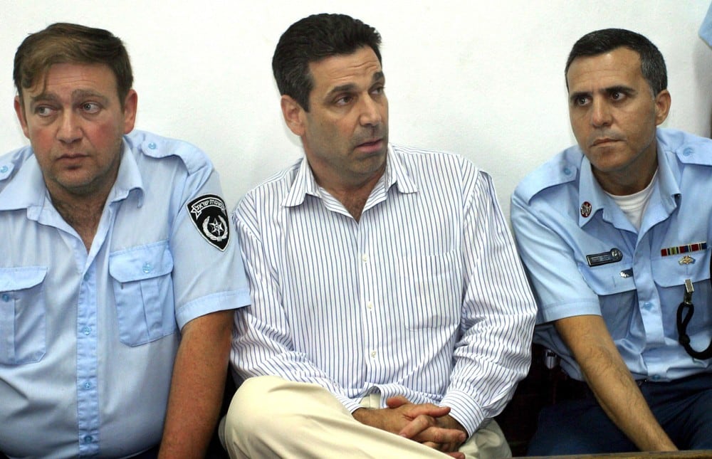 Tidligere israelsk minister siktet for spionasje