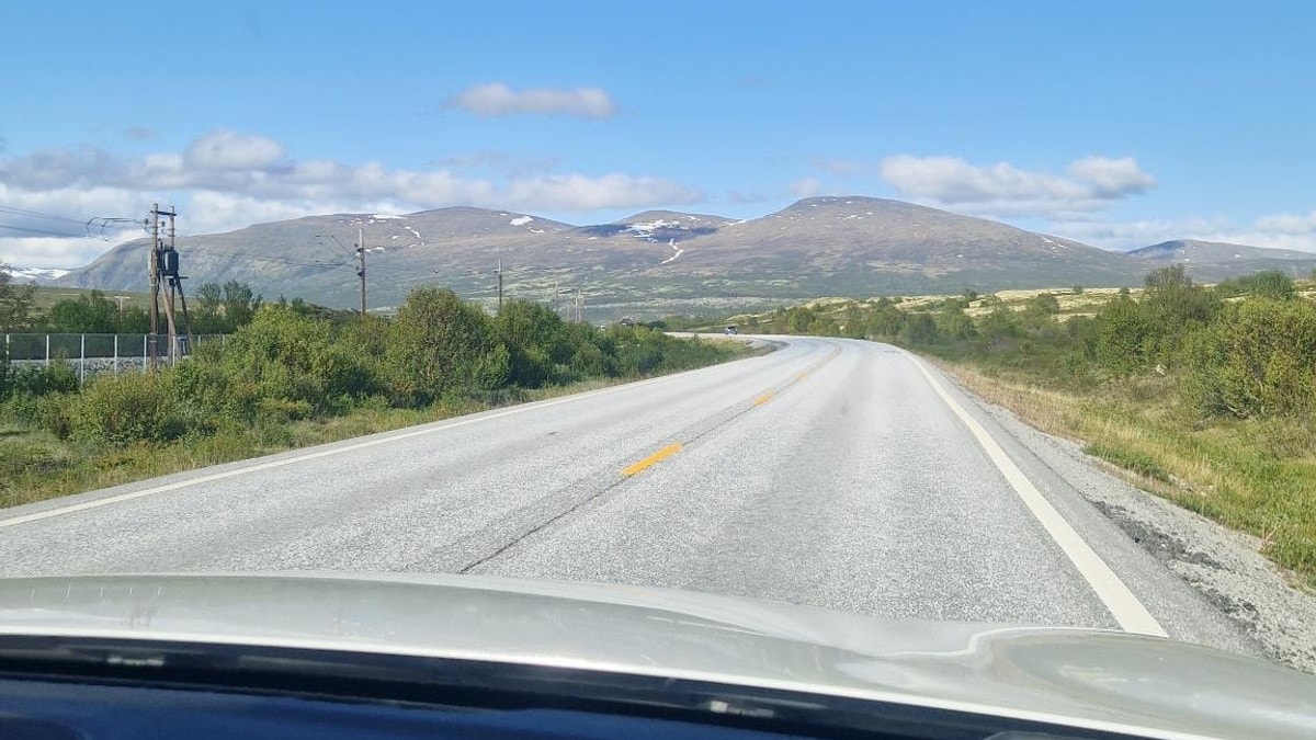 Motorsyklist kjørte trolig over 320 km/t på E6