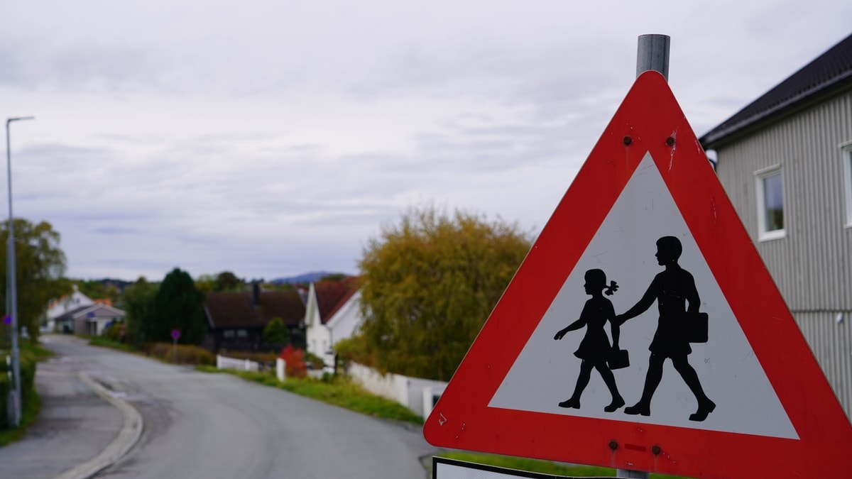 Nå skal 60.000 barn skal ut i veien – Trygg Trafikk med beskjed til bilister