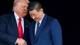 Evelyn Hockstein / Reuters / NTB Donald Trump og Xi Jinping håndhilser