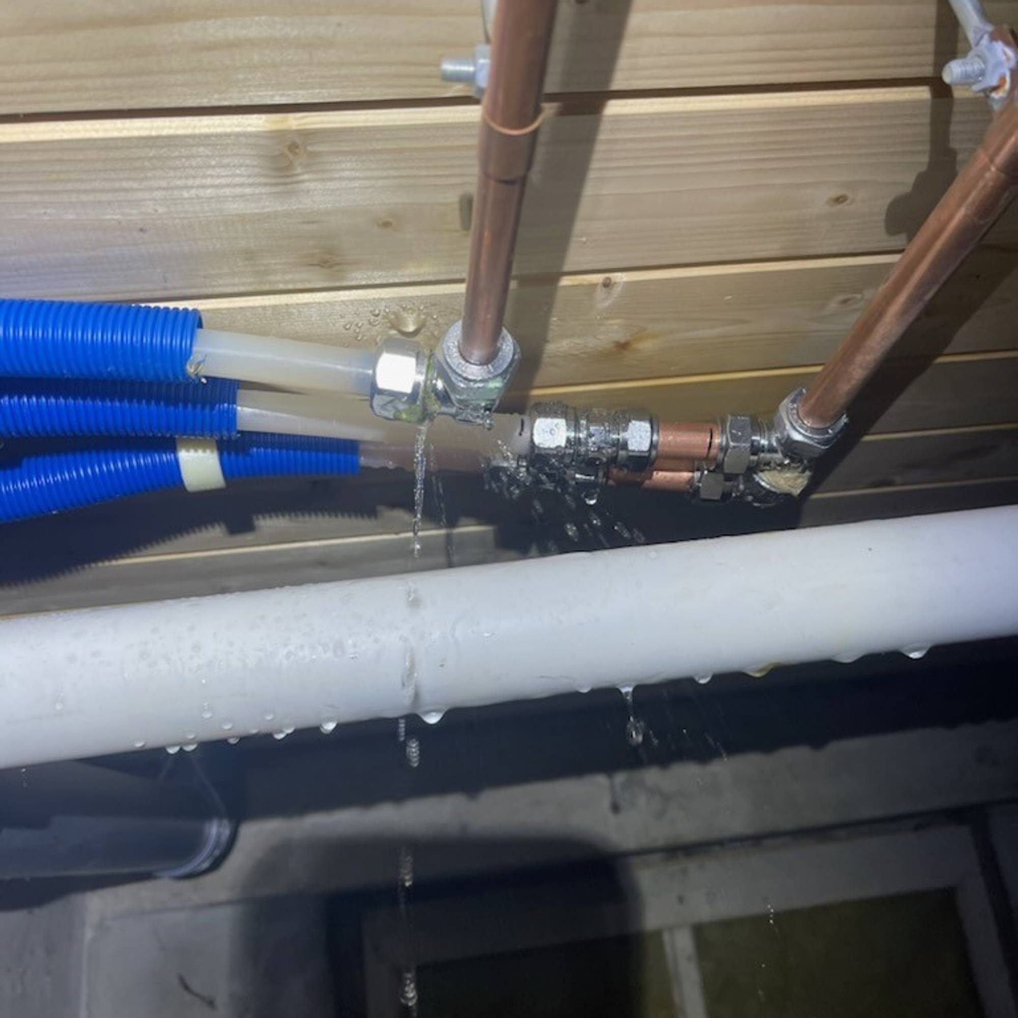 Rørleggerens beste råd: Ikke bli for gjerrig med strømmen – NRK ...