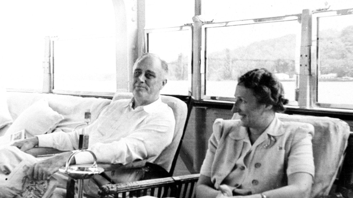 New Book Claims To Disprove The Romantic Rumors Surrounding Crown Princess Martha And Roosevelt Nrk Culture And Entertainment