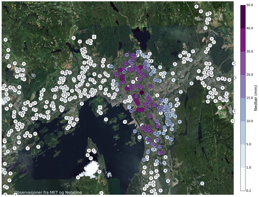 Se hvordan styrtregnet splittet Oslo