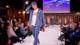 Photo : Javad Parsa / NTB un homme marchant sur un podium