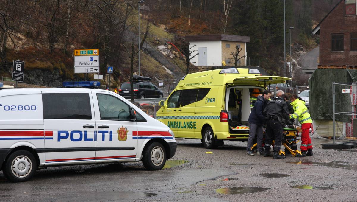 Sakna i Førde funnen i live – NRK Vestland