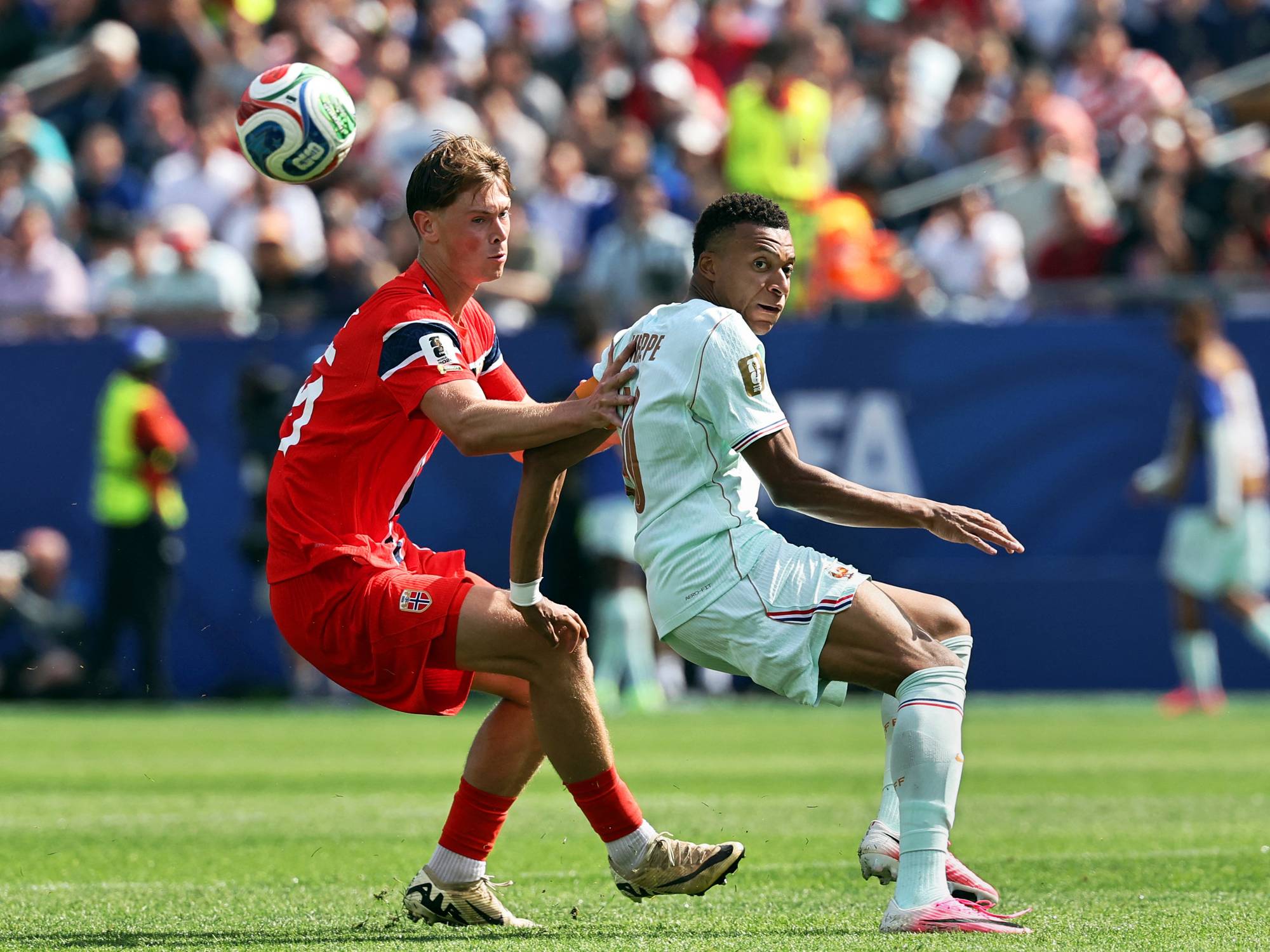 Henrik Falchener og Mbappe