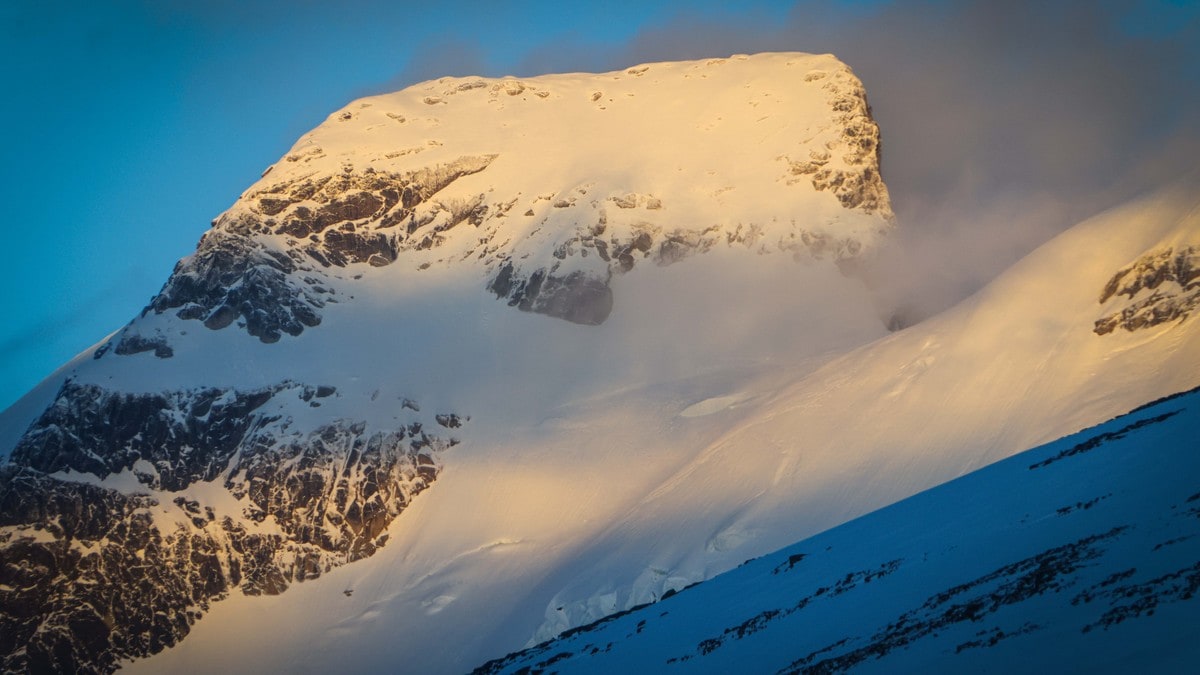 Fjell med snø. FOTO: Torje Bjellaas/NRK