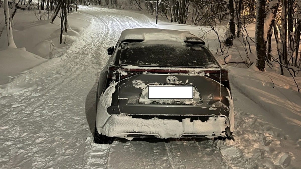 Turister kjørte seg fast i skiløype i Tromsø