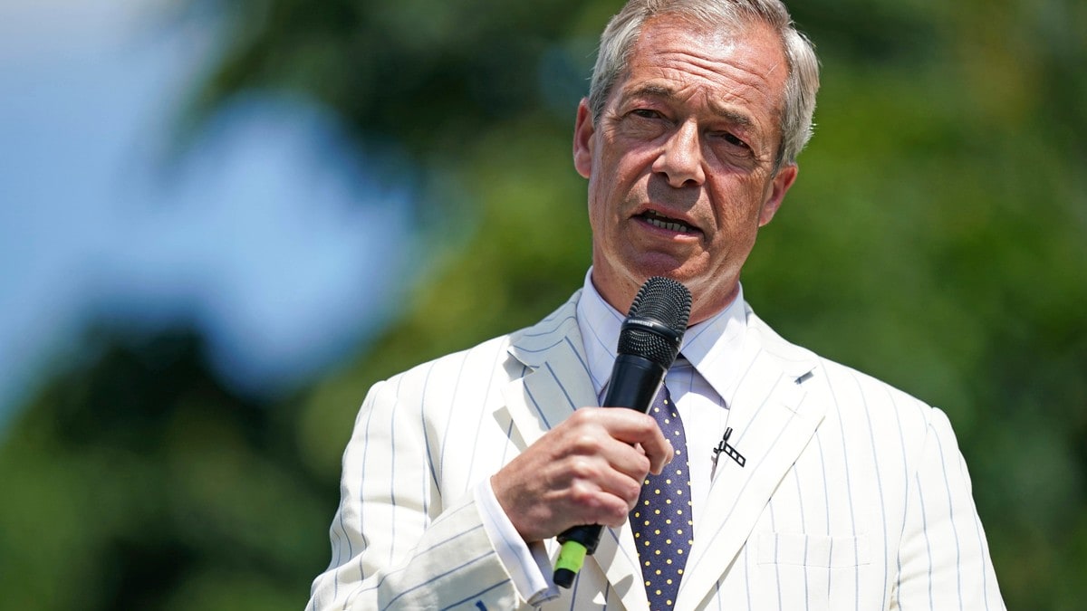 Nigel Farage innvalgt til Parlamentet på åttende forsøk